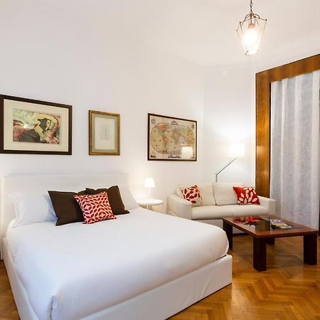 Living Isola Apartment Milan Exterior photo