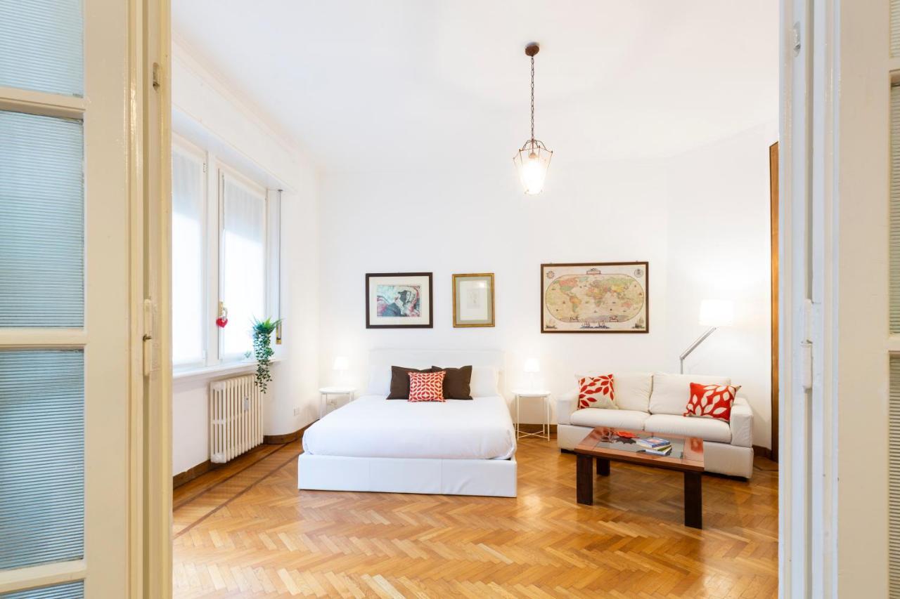 Living Isola Apartment Milan Exterior photo