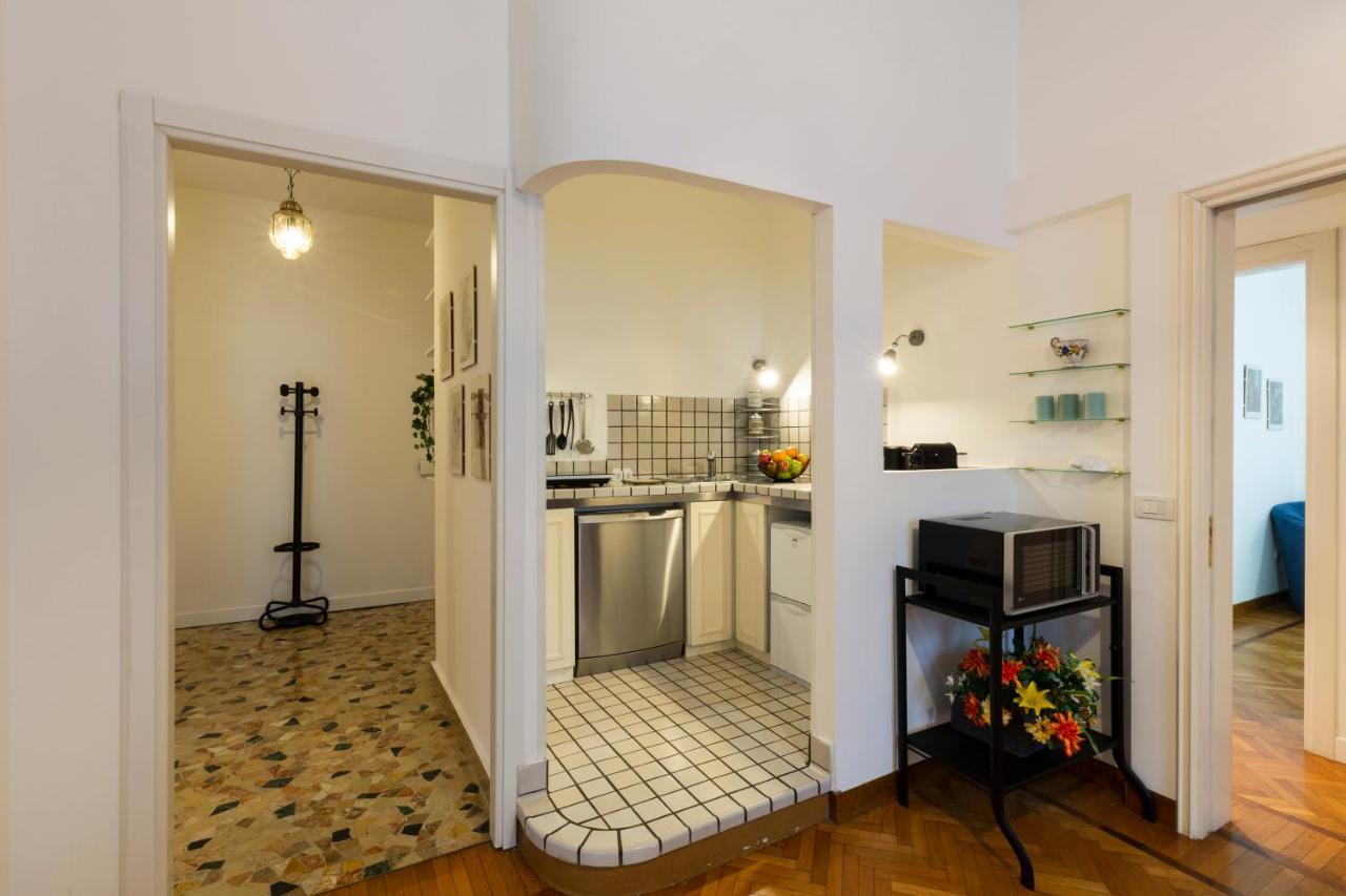 Living Isola Apartment Milan Exterior photo